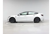 $26998 : Tesla Model 3 2022 4dr Sedan thumbnail