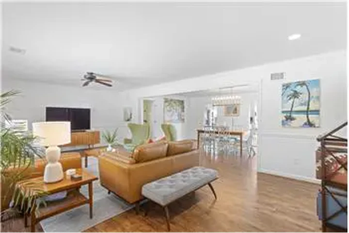 $3500 : Rental property with 3 bedro image 4