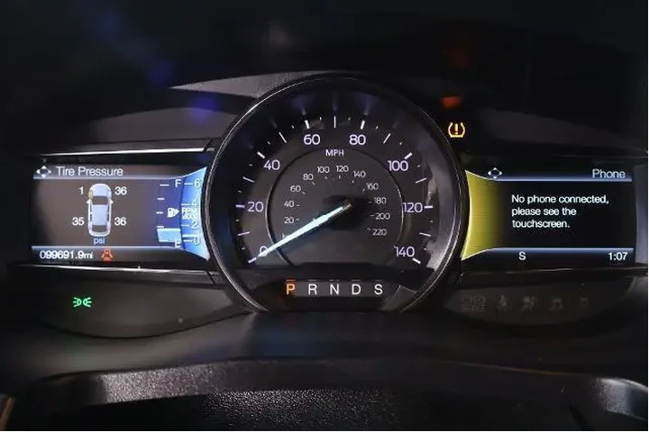 $15657 : Ford Explorer 2018 XLT 4dr S image 4