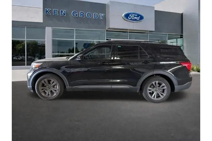 $32400 : Ford Explorer 2023 XLT 4dr S image 3