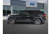 $32400 : Ford Explorer 2023 XLT 4dr S thumbnail