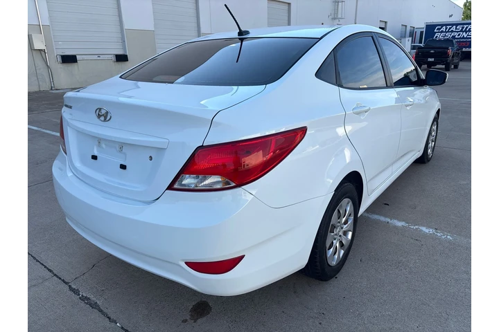 $6995 : 2017 Accent SE image 8
