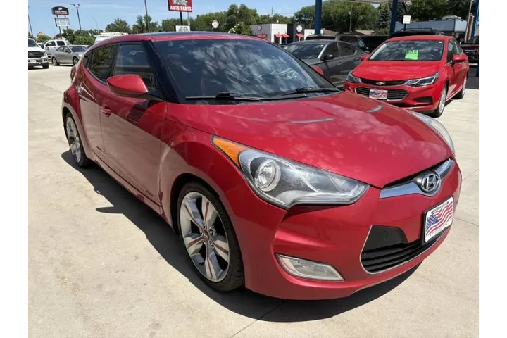 $4990 : 2012 Veloster image 5