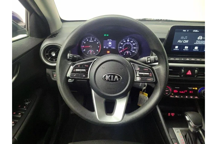 $13599 : Kia Forte 2019 LXS 4dr Sedan image 10