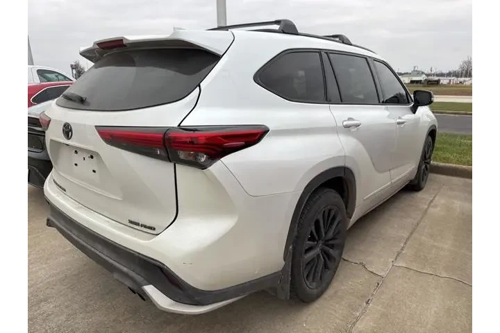 $38938 : Toyota Highlander 2022 AWD X image 10