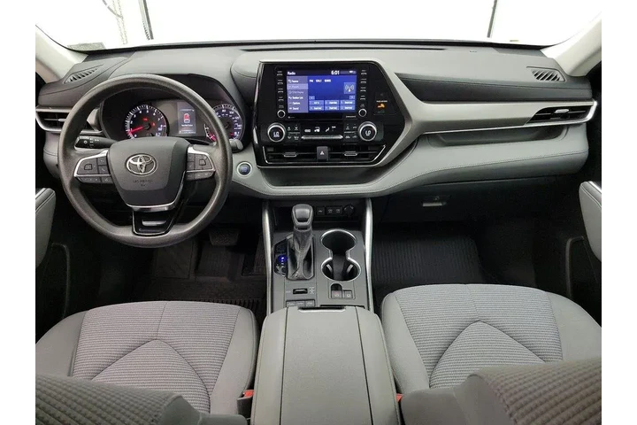 $29998 : Toyota Highlander 2021 AWD L image 9