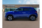 $23416 : Hyundai VENUE 2025 SEL 4dr C thumbnail