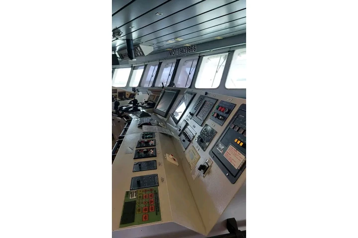 $300000 : Submarine For Sale image 4