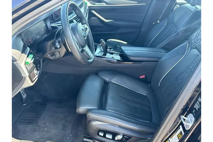 $38990 : BMW 5 Series 2021 AWD M550i image 7