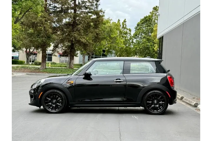 $12940 : 2016 Hardtop 2 Door Cooper image 4