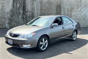 $9988 : 2006 Camry SE V6 thumbnail