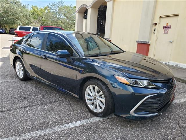 $15000 : 2021 Toyota Camry LE Sedan 4D image 3