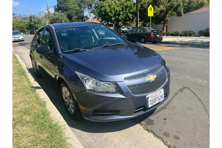 $8300 : 2014 Cruze LS Auto image 9