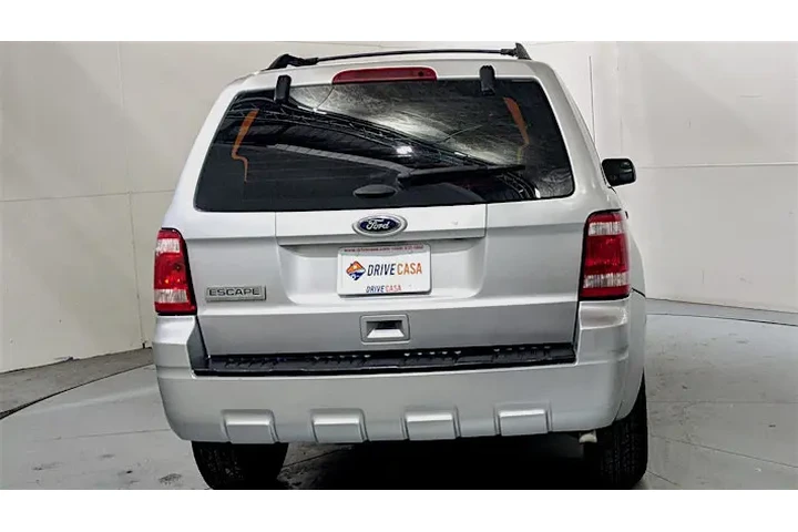 2015 Escape SE 4WD image 6