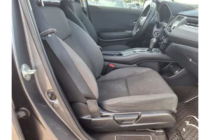 $18961 : Honda HR-V 2021 LX 4dr Cross image 5