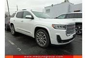 $39739 : GMC Acadia 2023 4x4 Denali 4 thumbnail