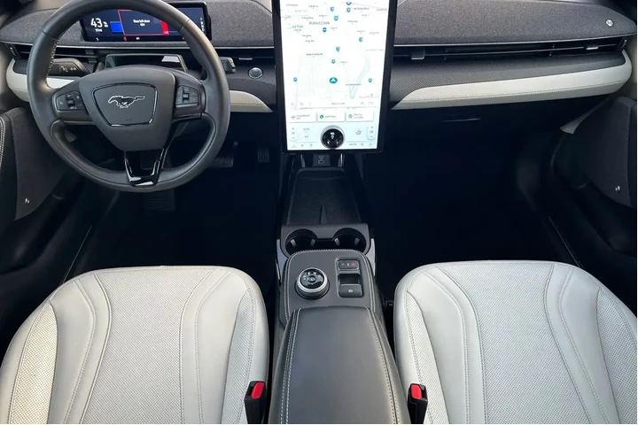 $25500 : Ford Mustang Mach-E 2023 Pre image 6