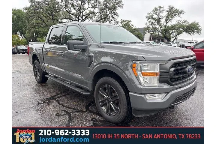 $37653 : Ford F-150 2021 4x4 XL 4dr S image 1
