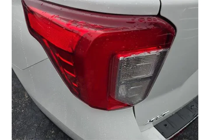 $21990 : Ford Explorer 2021 XLT 4dr S image 5