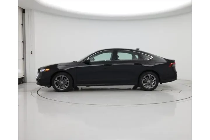 $26998 : Honda Accord 2023 EX 4dr Sed image 3