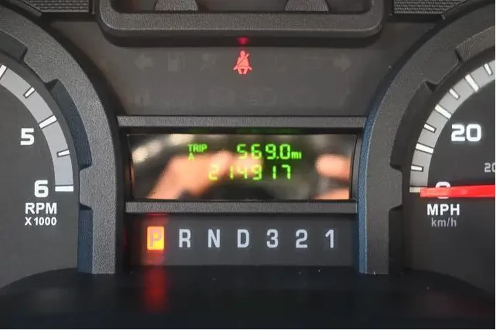 $15988 : Ford E-Series 2016 E-350 SD image 8