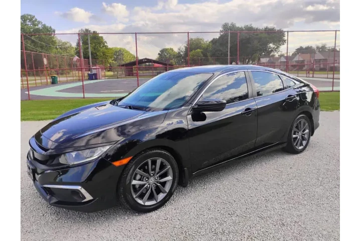 $1 : 2021 Civic EX image 2