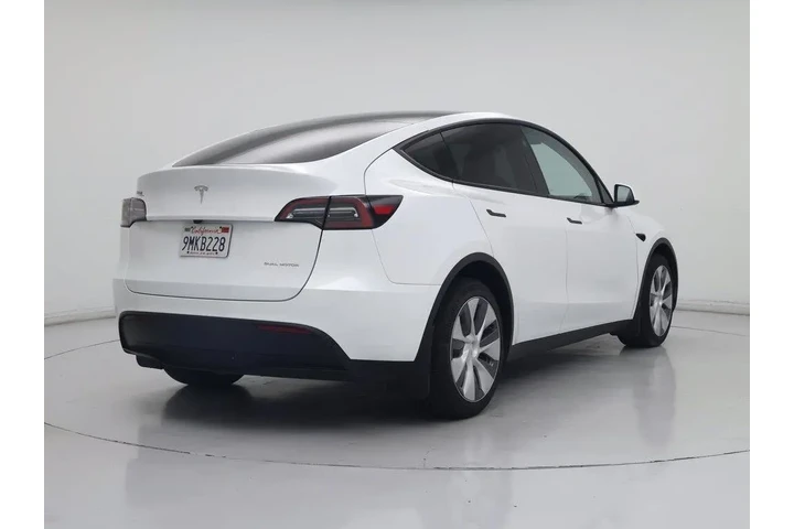 $37998 : Tesla Model Y 2024 AWD Long image 8