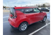 $19997 : Kia Soul 2025 LX 4dr Crossov thumbnail