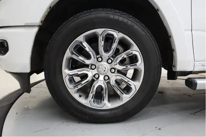 $30993 : Ram 1500 2022 4x2 Laramie 4d image 10