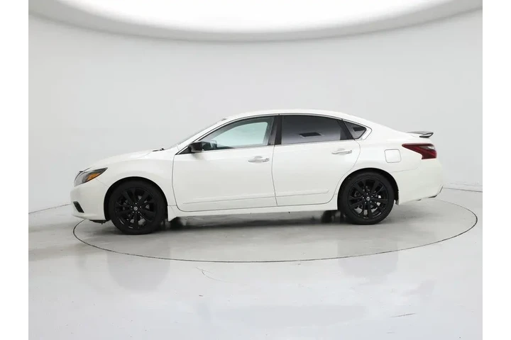$12998 : Nissan Altima 2017 2.5 SR 4d image 3