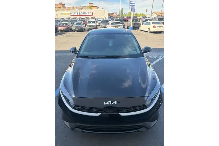 $21988 : Kia Forte 2023 LXS 4dr Sedan image 5