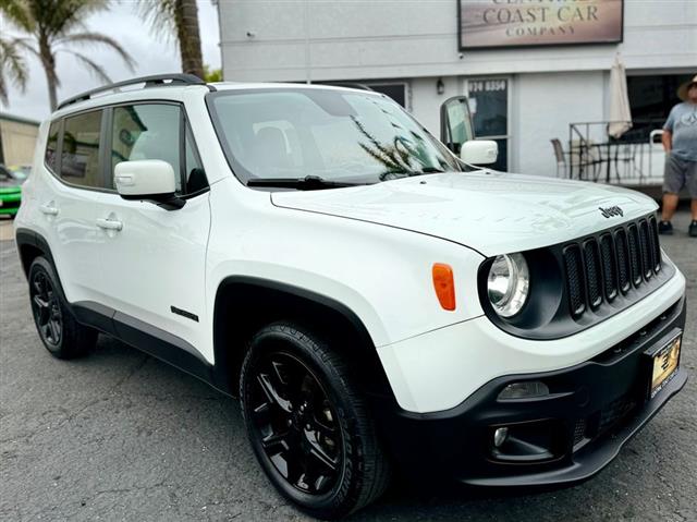 $11495 : 2018 Renegade Latitude image 2