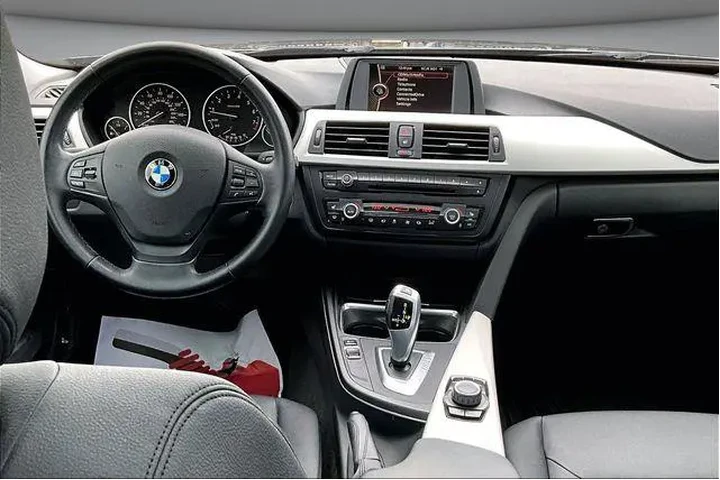 $9000 : BMW 3 Series 2014 AWD 320i x image 7
