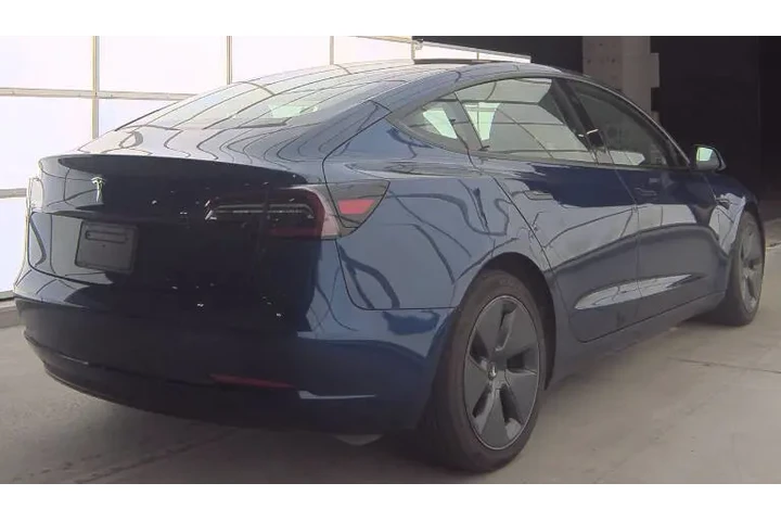 2023 Model 3 image 6