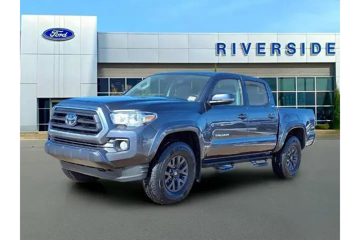 $35380 : Toyota Tacoma 2023 4x4 SR5 V image 3