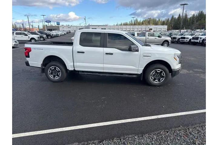 $38489 : Ford F-150 Lightning 2023 AW image 4