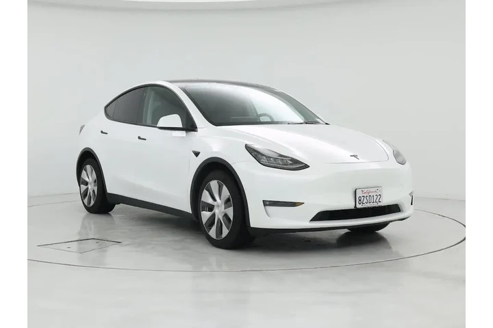 $29998 : Tesla Model Y 2022 AWD Long image 1
