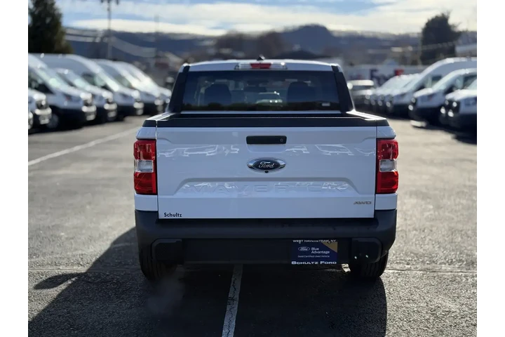 $27780 : Ford Maverick 2024 AWD XLT 4 image 5