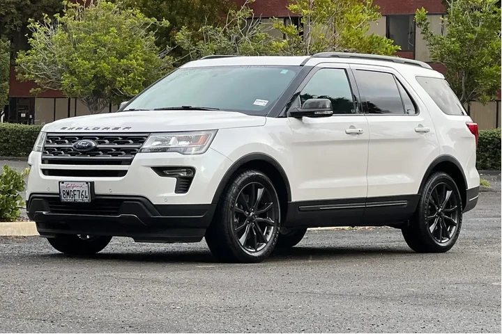 Ford Explorer 2019 XLT 4dr S image 7
