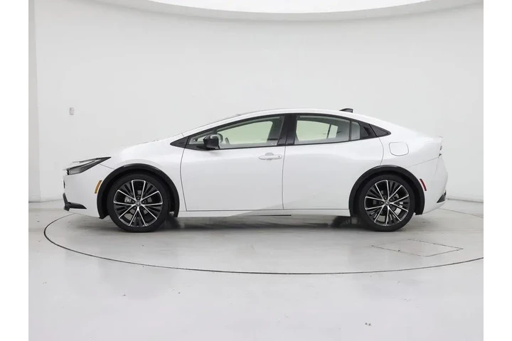 $29998 : Toyota Prius 2024 XLE 4dr Ha image 3