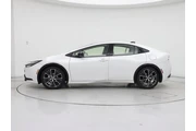 $29998 : Toyota Prius 2024 XLE 4dr Ha thumbnail
