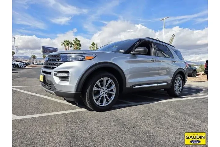 $27900 : Ford Explorer 2022 XLT 4dr S image 3