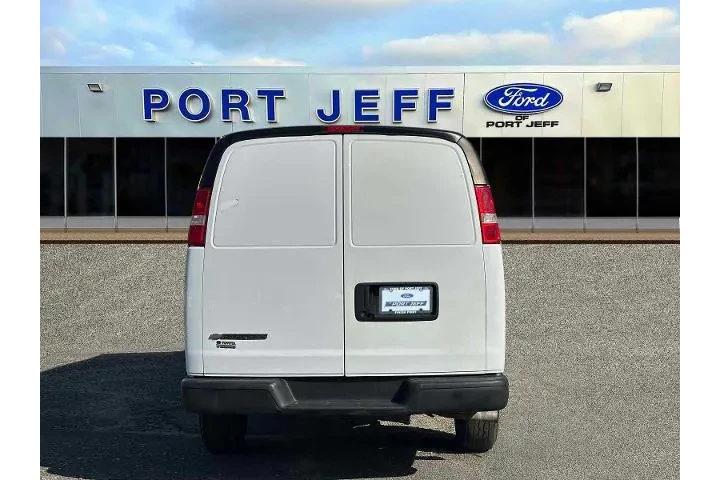 $23895 : Chevrolet Express 2023 2500 image 7