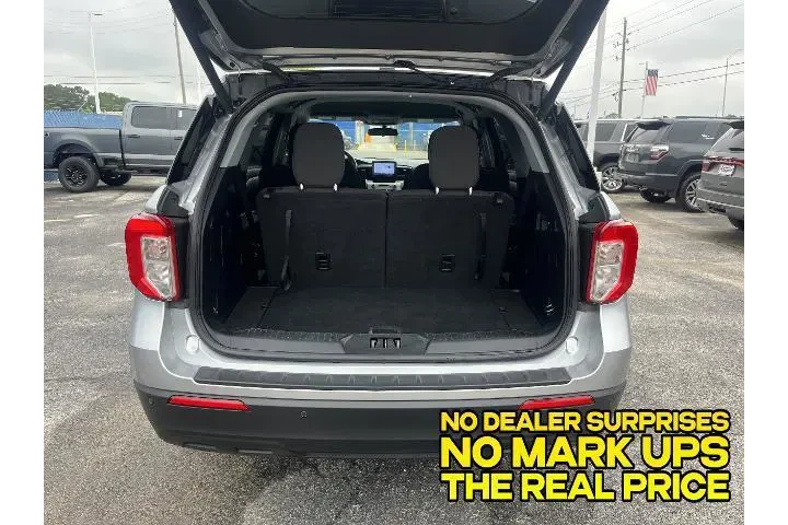 $28981 : Ford Explorer 2023 XLT 4dr S image 5