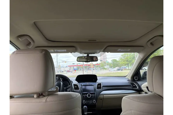 2016 RDX image 10