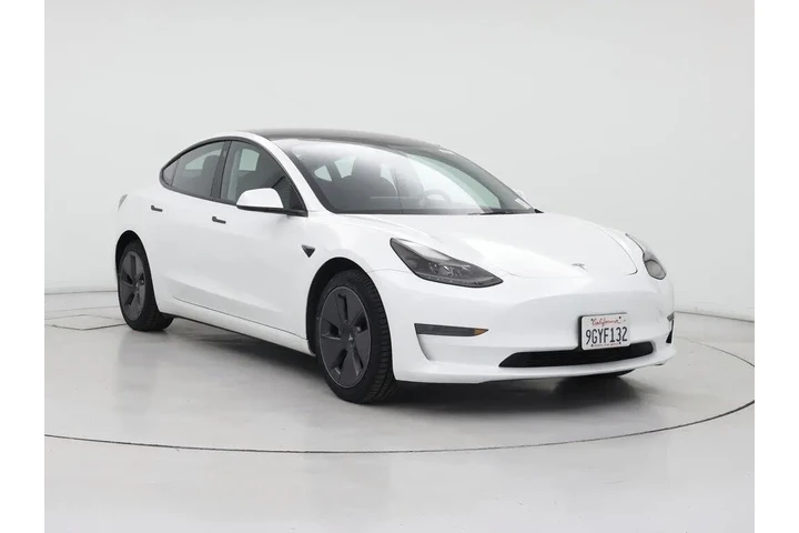 $25998 : Tesla Model 3 2023 4dr Sedan image 1