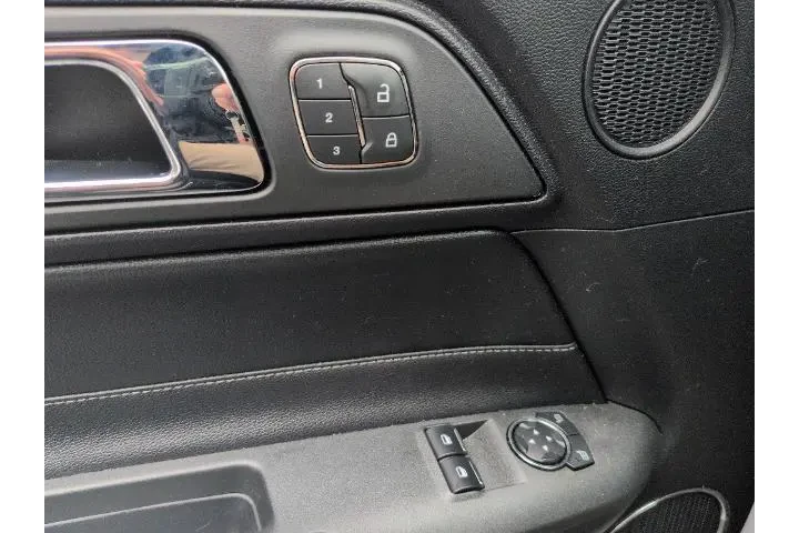 $21147 : Ford Mustang 2016 GT 2dr Fas image 8