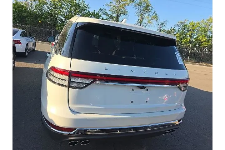 $32999 : Lincoln Aviator 2022 Reserve image 5