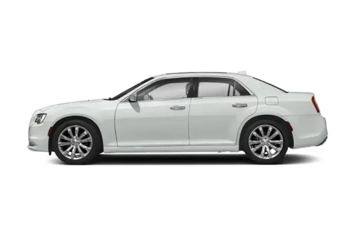 Chrysler 300 2020 Touring 4d image 6