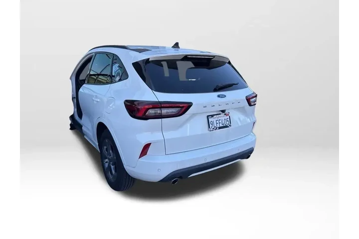 $23299 : Ford Escape 2023 ST-Line 4dr image 6